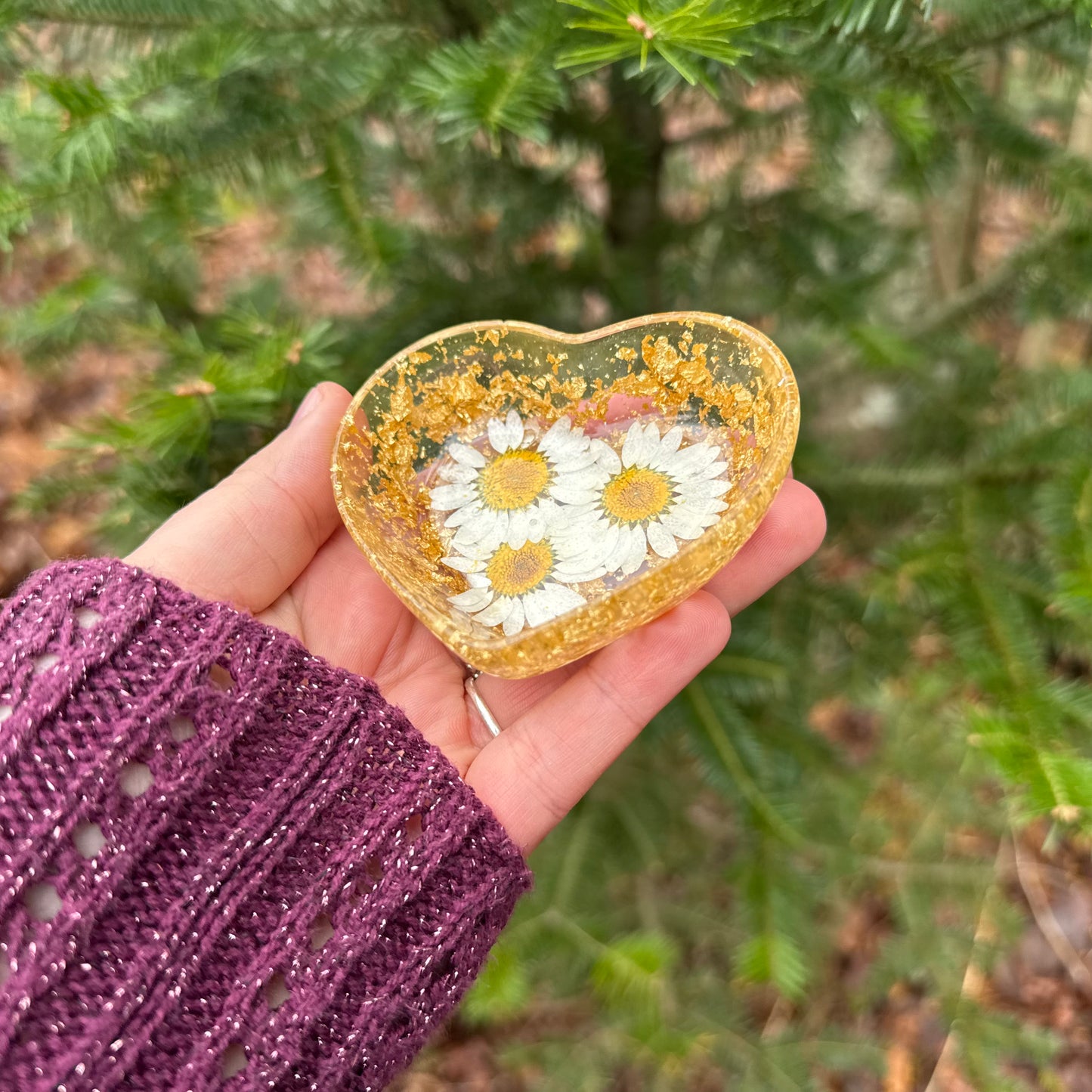 Golden Daisy Heart Trinket Dish