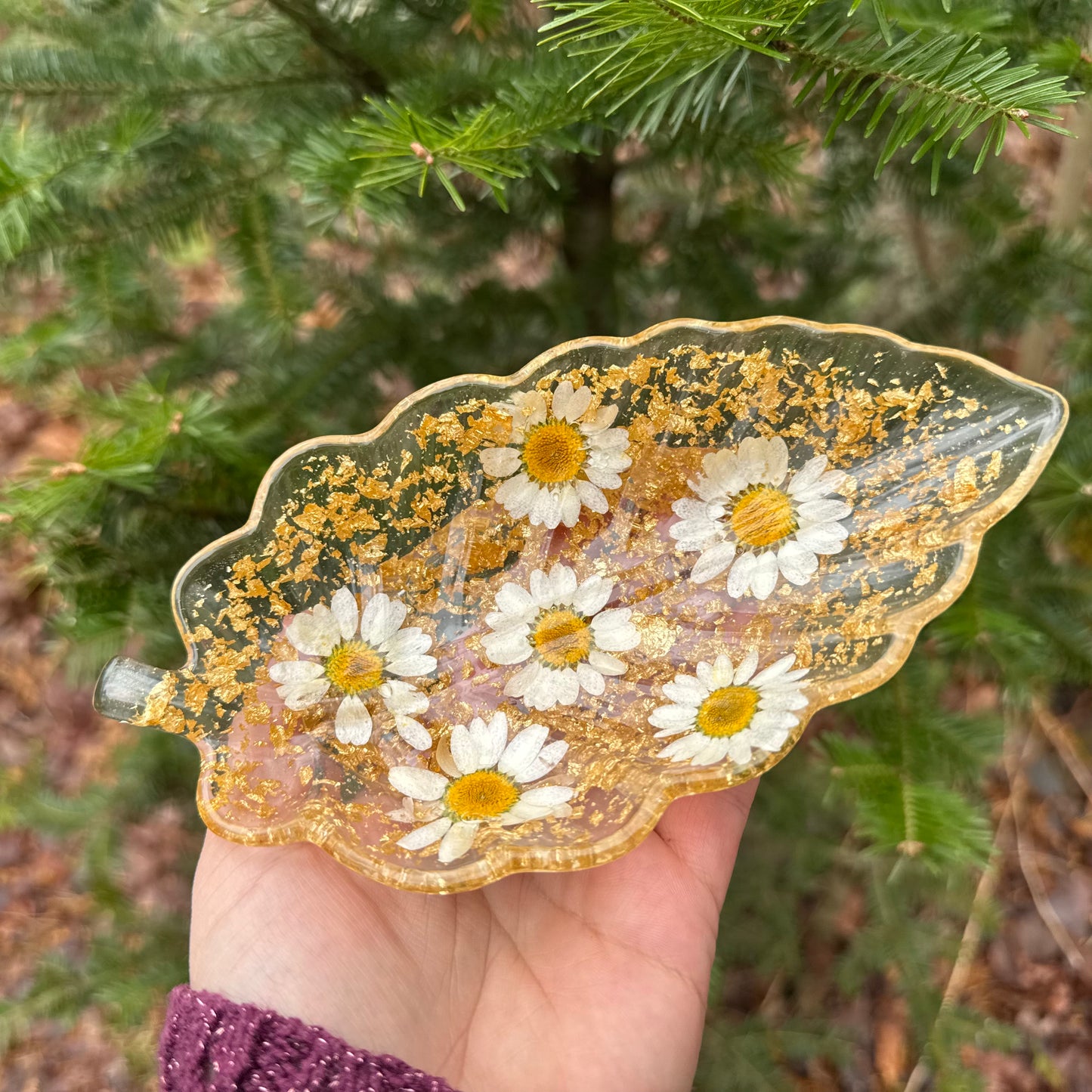 Golden Daisy Feather Trinket Dish