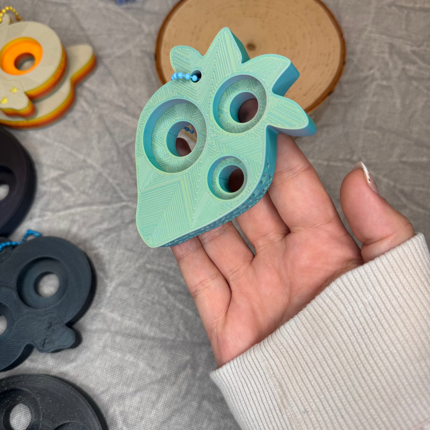 Safety Eye Tool | Strawberry | Moon Stone