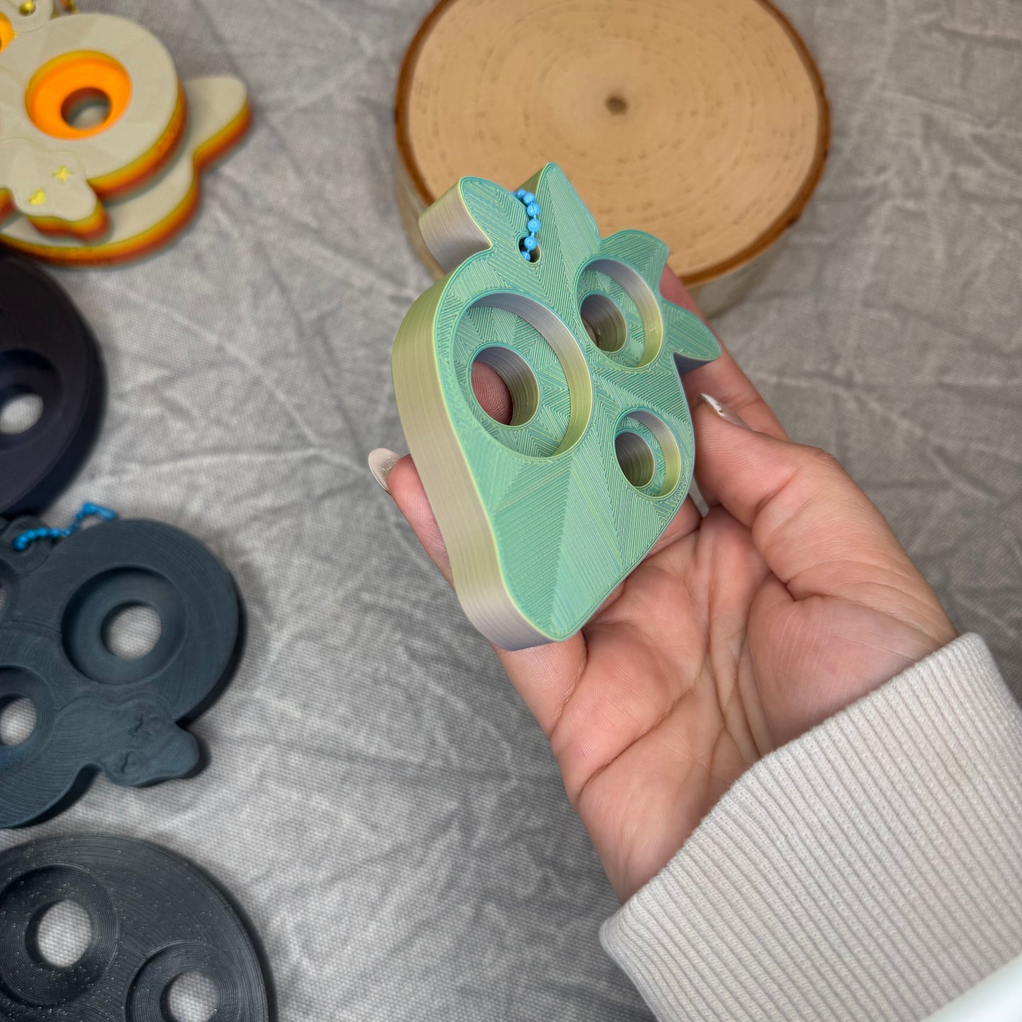 Safety Eye Tool | Strawberry | Moon Stone