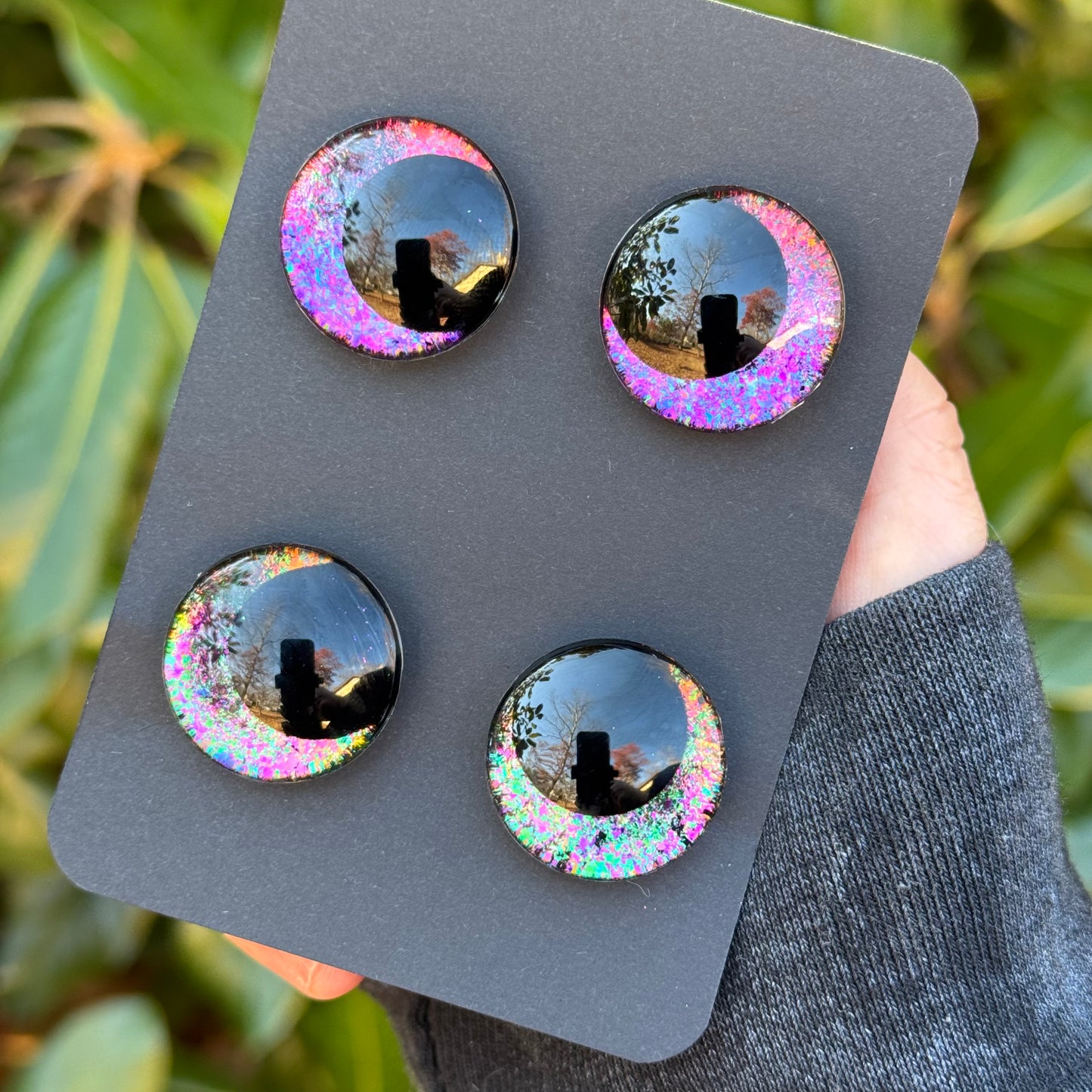 25 mm Hand Painted Kawaii Eyes | Iris + Mardi Gras | Set #15