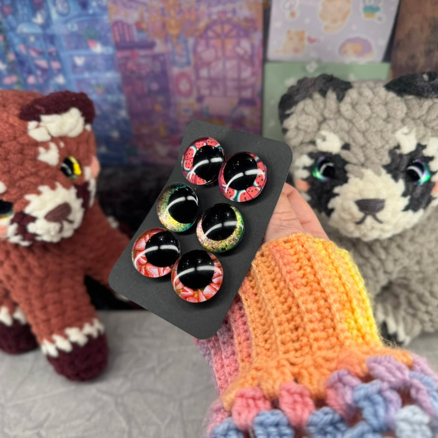 Hand Painted Kawaii Eyes | 25mm | Set 17