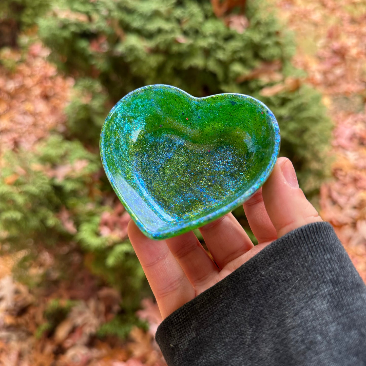 Iridescent Leaf Green Heart Trinket Dish