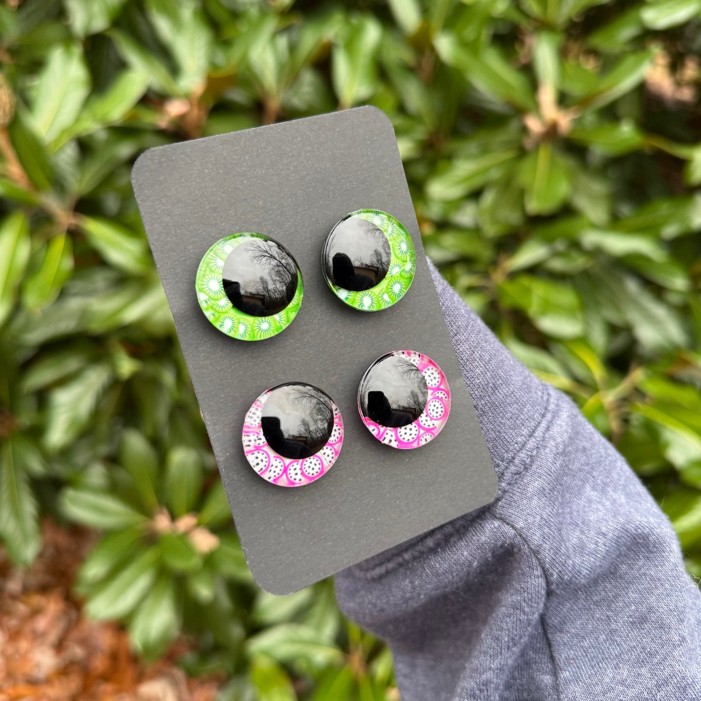 25 mm Hand Painted Kawaii Eyes | Kiwi + Dragon Fruit | Set #23