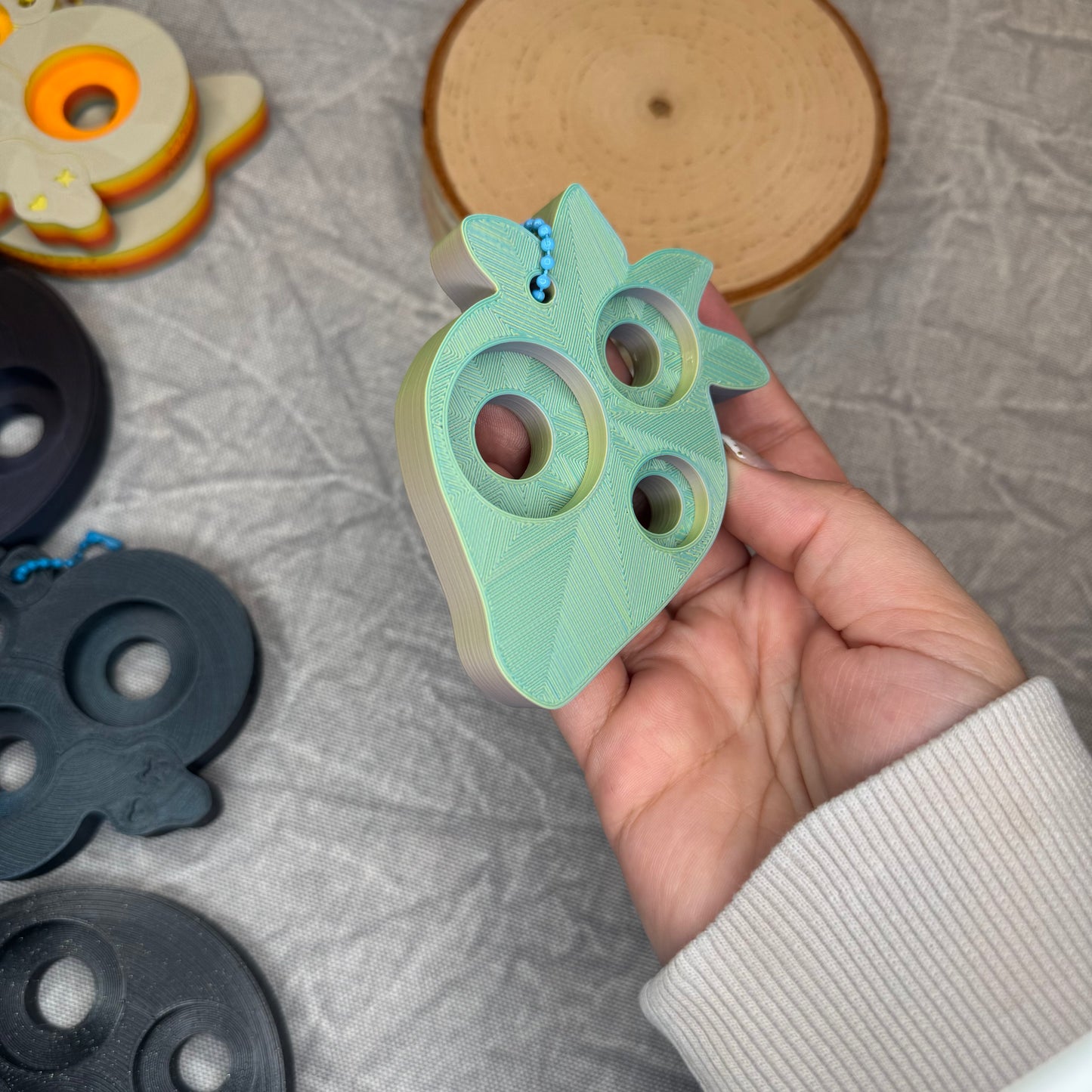Safety Eye Tool | Strawberry | Moon Stone