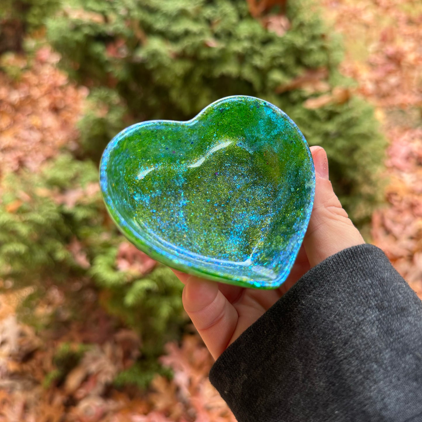 Iridescent Leaf Green Heart Trinket Dish