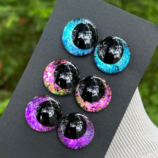 Hand Painted Kawaii Eyes | 25mm | Set 16
