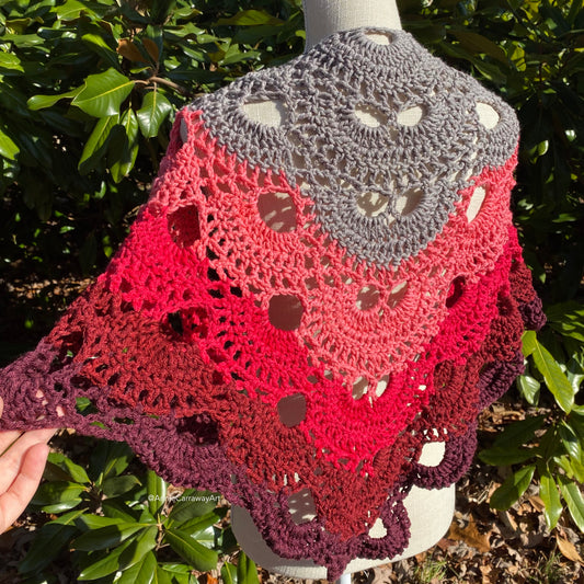 Vampyr Shawl | Acrylic