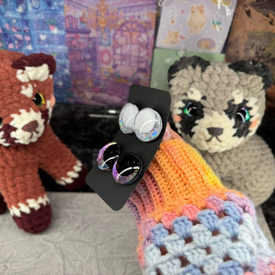 Hand Painted Kawaii Eyes | 30mm | Amethyst and Moonbeam with White Pupil