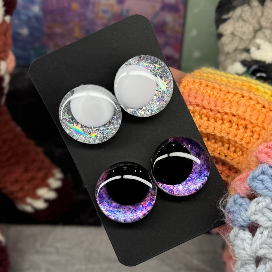 Hand Painted Kawaii Eyes | 30mm | Amethyst and Moonbeam with White Pupil
