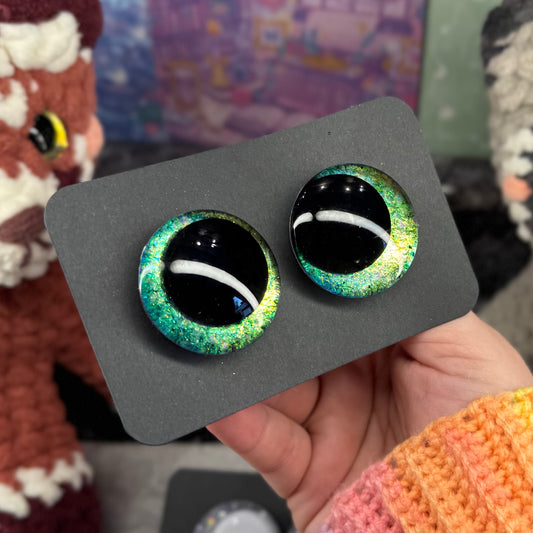 Hand Painted Kawaii Eyes | 35mm | Emerald