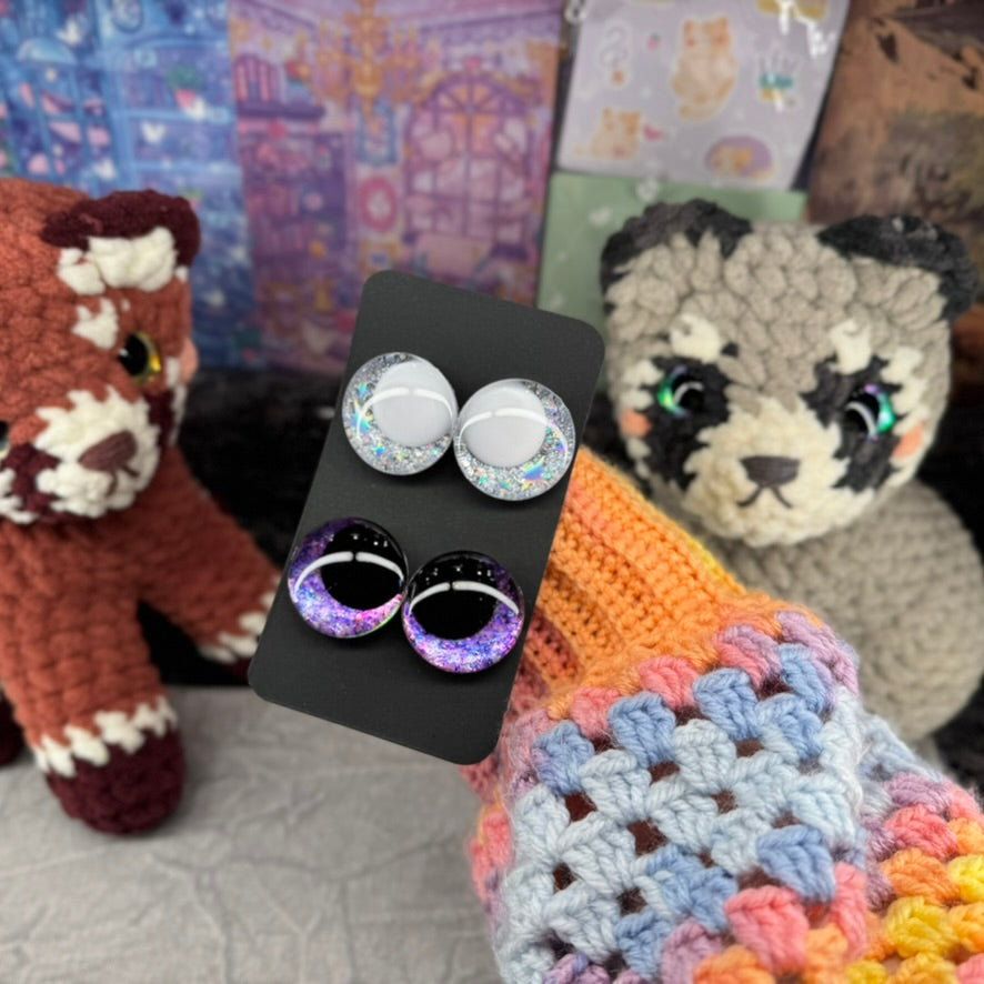 Hand Painted Kawaii Eyes | 30mm | Amethyst and Moonbeam with White Pupil