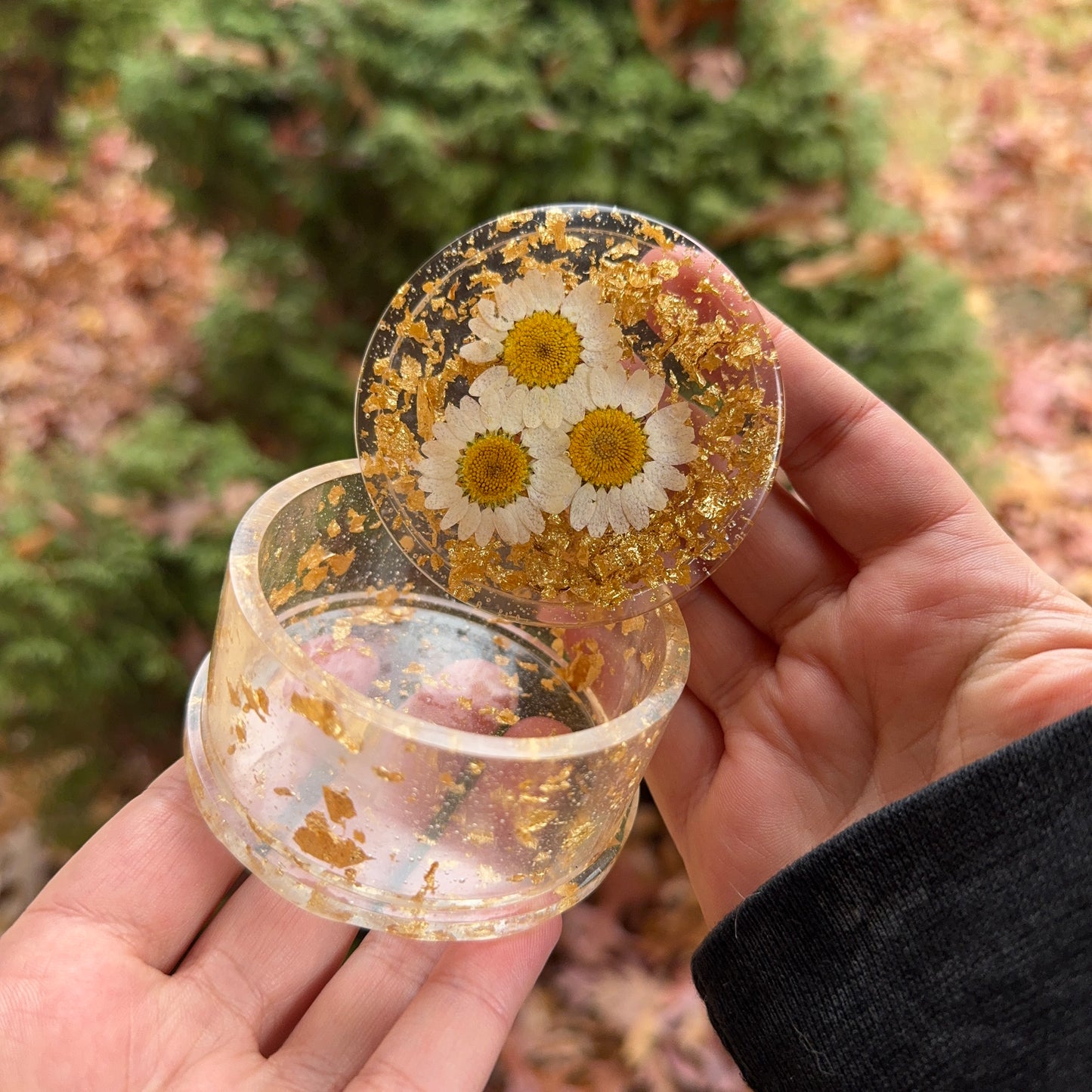 Golden Daisy Flower Trinket Box